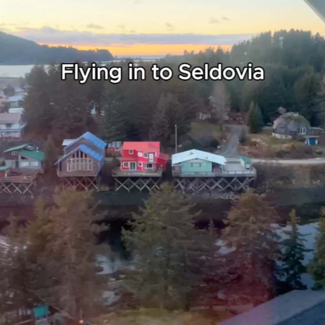 Flying in to Seldovia